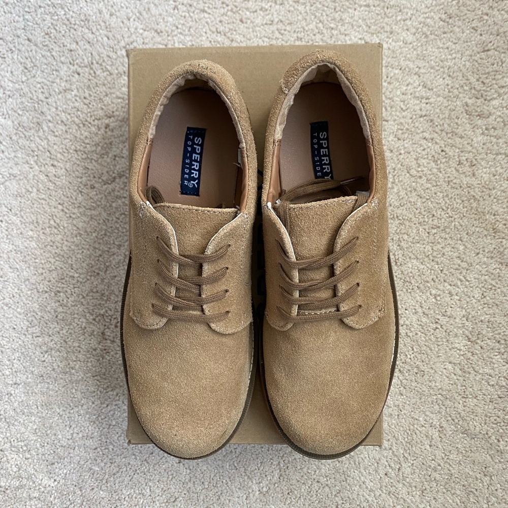 Boys size 4 Sperry Tevin Oxfords